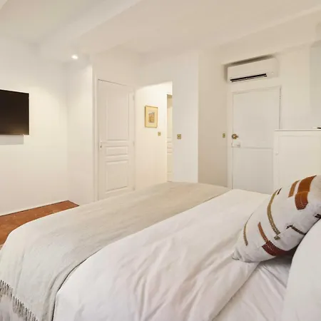 Charming - Ac 2b - 4p - Saint-Tropez