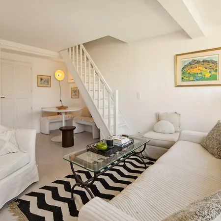 Charming - Ac 2b - 4p - * Saint-Tropez