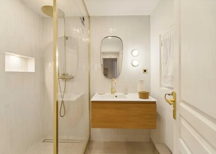 Charming - Ac 2b - 4p -