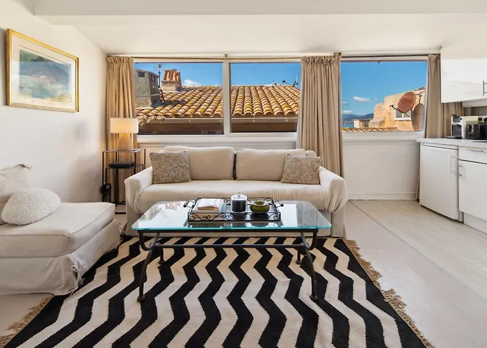 Charming - Ac 2b - 4p - Saint-Tropez